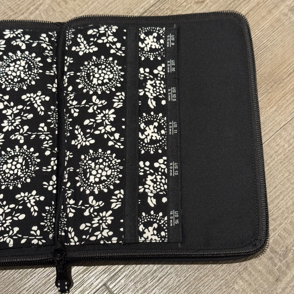 BRAND NEW ChiaoGoo Case for Circular Knitting Needles and Accessories - Picture 4 of 5
